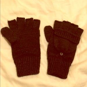 💥CALVIN KLEIN- NWOT Black fingerless mittens